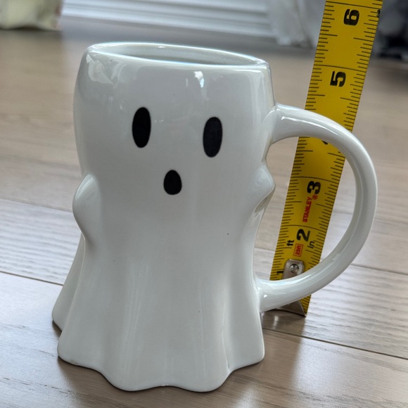 White Ghost Stoneware Mug - Picture 2 of 12